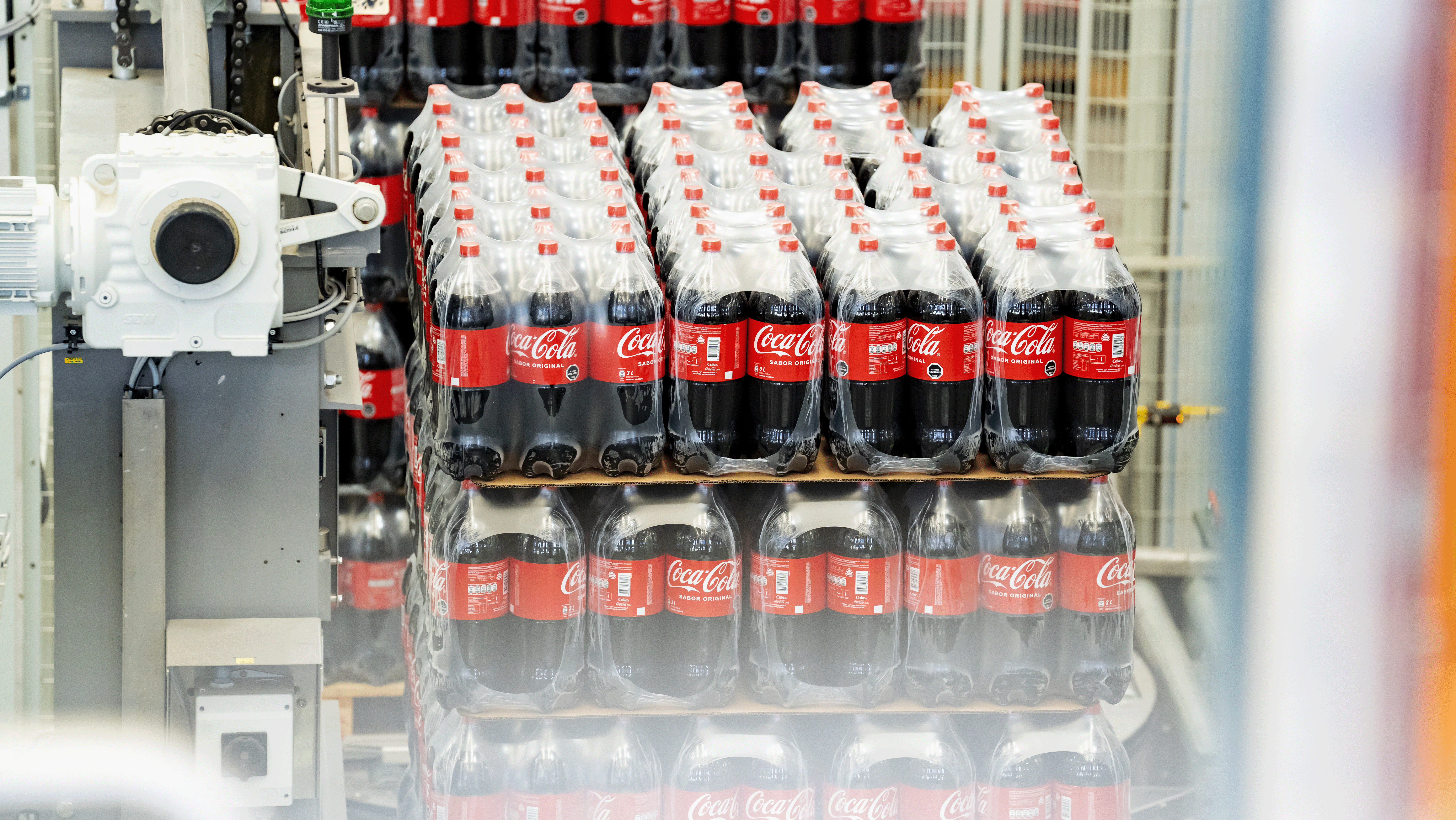 Re-Ciclar: Coca-Cola Andina inaugura planta botella a botella